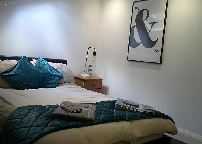 Stylish West London Get Away Shepherd Bush Market London Westfield Apartment